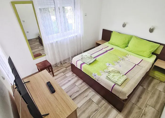 Aleksandra 2 6 سوكو بانيا